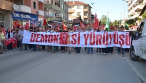 Sapanca’da Demokrasi Yürüyüşü Yapıldı