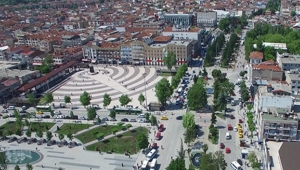 Meydana Direnişe Yakışır Dönüşüm