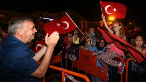 Sakarya Büyük Mitinge Meydanda Hazırlanıyor