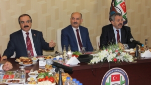 Bakan Müezzinoğlu Sakarya’da