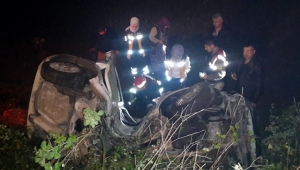 AKYAZI'DA TRAFİK KAZASI: 2 ÖLÜ