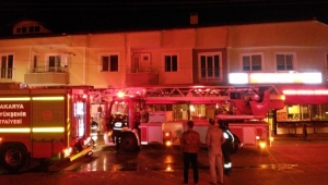 Aspiratörün Kabloları Kısa Devre Yapınca Yangın Çıktı