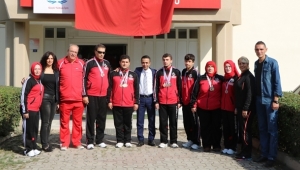 Görme Engelli Sporculardan Büyük Başarı