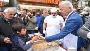Karasu’da Aşure Sofrası