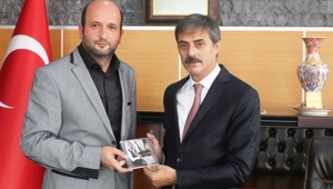 Müziğin Akademisi Serdivanda