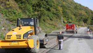 Sapanca Belediyesi Soğuk Asfalt Makinası Yollarda