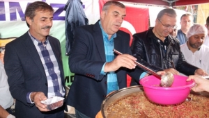 Serdivan’da Birlik ve Beraberlik Aşure İle Perçinlendi