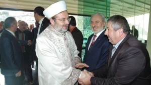 Diyanet İşleri Başkanı Görmez: “Halep’ten Yükselen Dumanlardan Arakan’ı Göremiyoruz