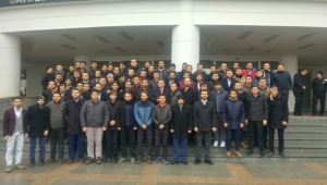 Konsey Başkanı AK Gençlerde