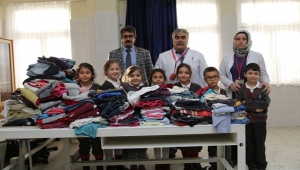 Selçukbey İlkokulu’ndan “Oyuncak ve Giysi Kampanyası”