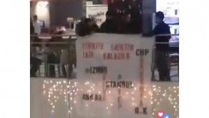 AVM’de İzinsiz Pankart Açan Partililere Soruşturma Açıldı