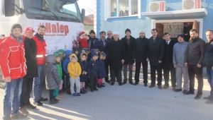 Bir TIR Dolusu Yardım Dualarla Halep'e Gönderildi