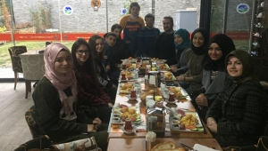 Ekin Reis’le Pazar Kahvaltısı