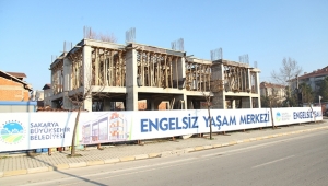Engelsiz Yaşam Merkezi Yükseliyor