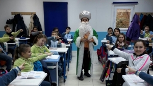 Saü Vakfı Ortaokulu'nda Etkinlikler Sürüyor