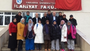Malezyalı Öğrenciler SAÜ İlahiyat Fakültesi'nde