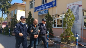 Akyazı’da Çok Sayıda Hap Ve Esrar Ele Geçirildi