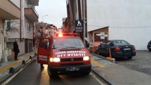 Asansörde Mahsur Kalan Bir Kişi İtfaiye Ekiplerince Kurtarıldı