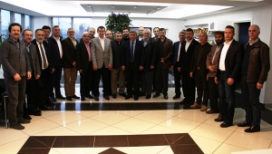 Fabrikayı Gezerek, Süt Üretimini Yakından Görme Fırsatını Yakaladılar