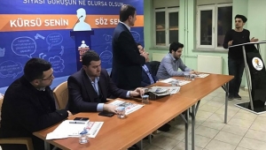 Genç Kürsü Pamukova'daydi