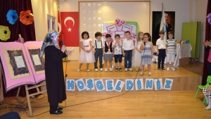 Vakıf Okullarında Kur'an'a Geçme Töreni Yapıldı