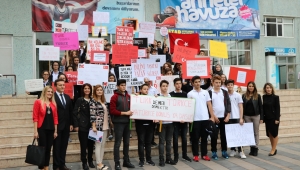 Lise Öğrencilerinden Esnafa Teşekkür Belgesi