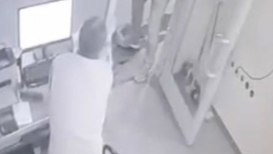 Kar Maskeli Gaspçıya Böyle Direndi