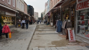 TAŞLAR SÖKÜLDÜ, YENİDEN YAPILACAK