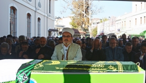 Gazeteci Sırrı Şanlı Son Yolculuğuna Uğurlandı