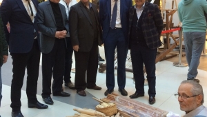 Taraklı Tanıtım Günleri Standını Gezdiler