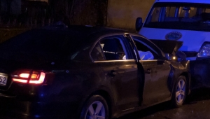 Seyir Halindeki Otomobili Kurşunladılar!