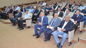 Erenlerde İlçe Bürokratları ve Muhtarlar Bir Araya Geldi                                  