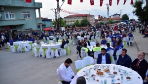 “Karasu Belediyesi Şehit Ahmet Baş’ın Ruhuna İthafen İftar Programı Düzenledi”