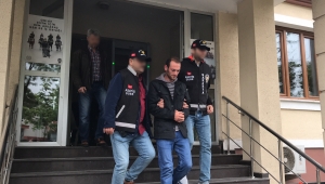 KILIKTAN KILIĞA GİREN GASPÇI YAKALANDI