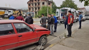 Sapanca'da 3 Araç Birbirine Girdi! 1 Yaralı