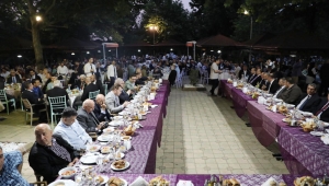 Vali Balkanlıoğlu , Tüvasaş Tarafından Düzenlenen İftar Programına Katıldı