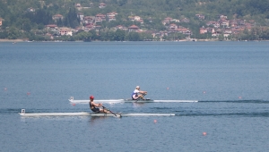 Kürekte Çifte Heyecan