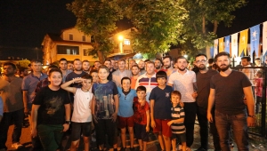 Seçime Saatler Kala Miting Gibi Program