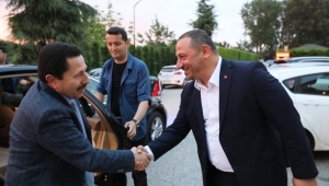 Vali Balkanlıoğlu Sakarya Müteahhitler Birliği Üyeleri İle İftar Sofrasında Buluştu