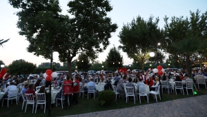 Vali Balkanlıoğlu Şehit Aileleri İle Birlikte İftar Yaptı