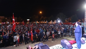 Sakarya Halkı 15 Temmuz Ruhuyla Demokrasi Meydanında Buluştu