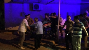 HASTANENİN ÖNÜNDE KURŞUN YAĞMURUNA TUTULDU! DURUMU AĞIR