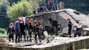 SAKARYA 19. YILINDA DEPREMİN İZLERİNİ SİLDİ