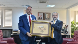 Prof. Dr. Erhan Afyoncu’dan Rektör Savaşan’a Ziyaret