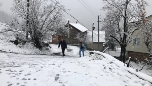 Akyazı Beyaza Büründü