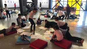 SAÜ Vakfı Öğrencileri Resim Sergisi Gezdi