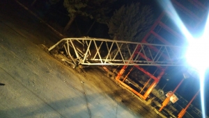 Tır Yıktı SEDAŞ Yaptı