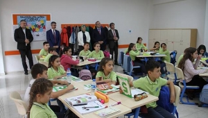 Vakfı Okulları Türk Eğitiminde Öncü Olmaya Başladı