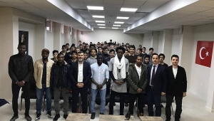 Afrikalı Öğrenciler Ülkelerini Tanıttı
