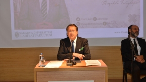 Ahmet Özhan İlahiyat Fakültesinde Müzikli Şöyleşiye Katıldı